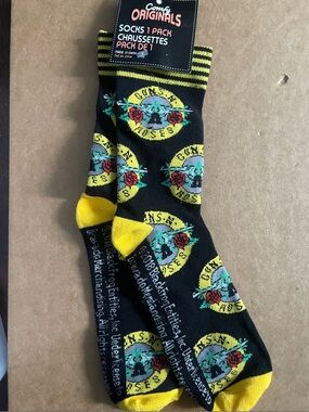 Men's Black & Yellow Graphic Crew Socks GNR